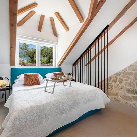 Mareta * ツァヴタット